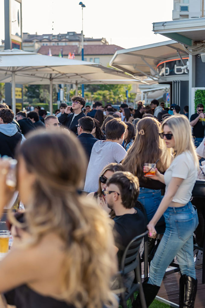 eurobar-colazione-apertivo-eventi-bar-a-sottomarina-venezia-13