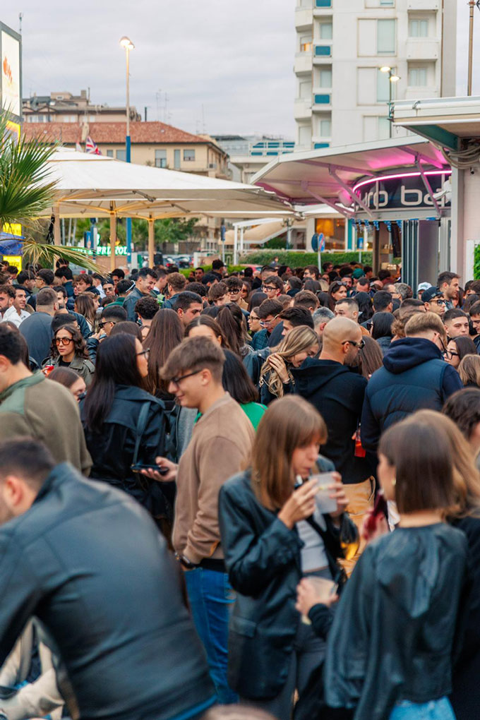 eurobar-colazione-apertivo-eventi-bar-a-sottomarina-venezia-22